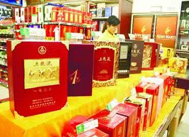 酒類市場(chǎng)量價(jià)回升 中高端白酒率先復(fù)蘇